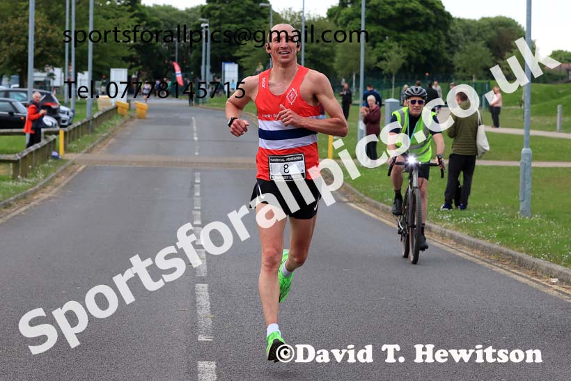 Clive Cookson 10k Road Race, 2024 Clive Cookson 10k Road Race, Whitley Bay.  Photo: David T. Hewitson/Sports for All Pics
